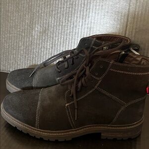 Section X Men's Black Lace-Up Boots NWT 10M